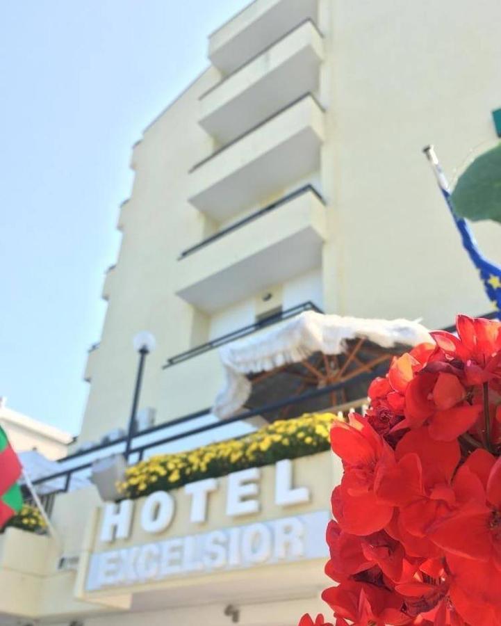 Montesilvano Marina Hotel Excelsior מראה חיצוני תמונה
