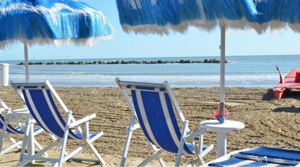 Montesilvano Marina Hotel Excelsior מראה חיצוני תמונה