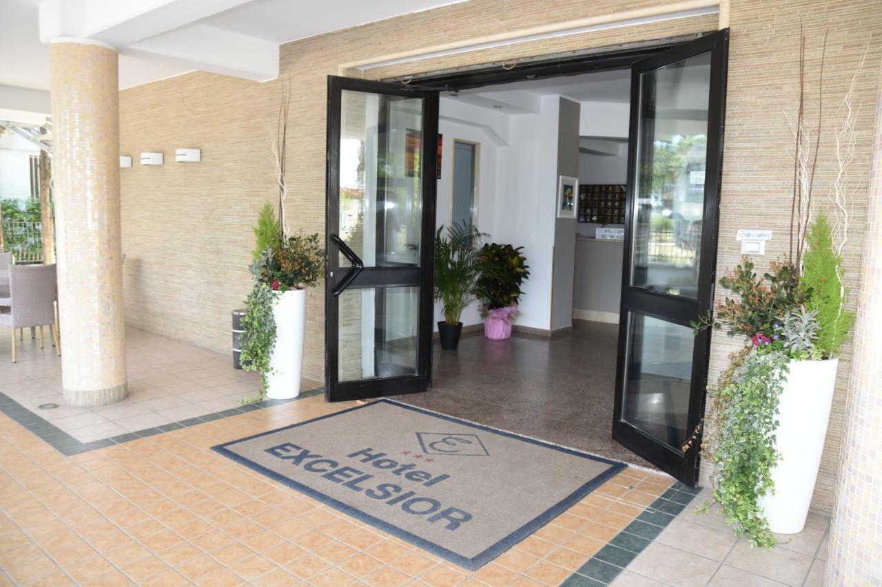 Montesilvano Marina Hotel Excelsior מראה חיצוני תמונה